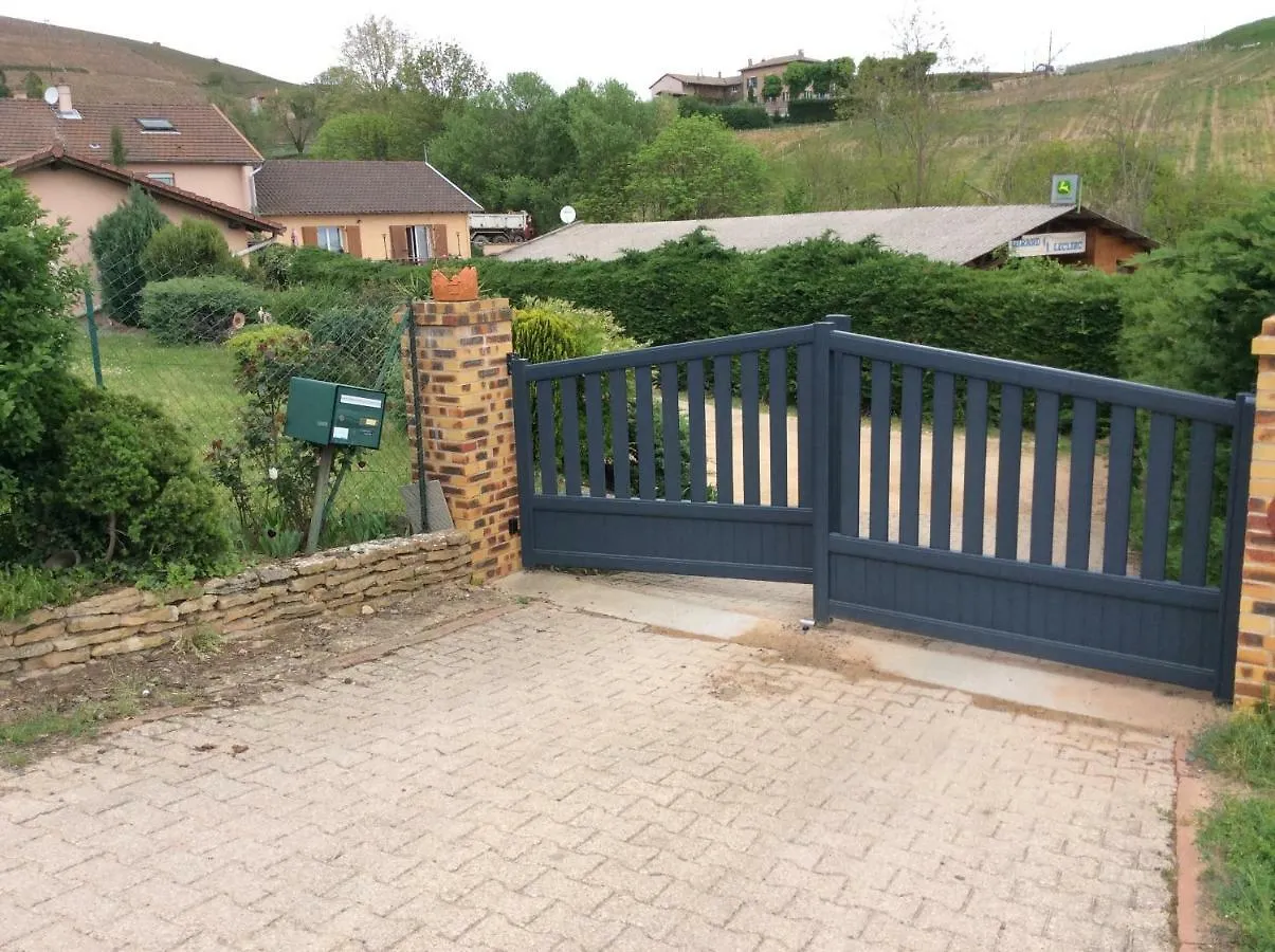 Guest house Chambre Au Tonneau Fleurie